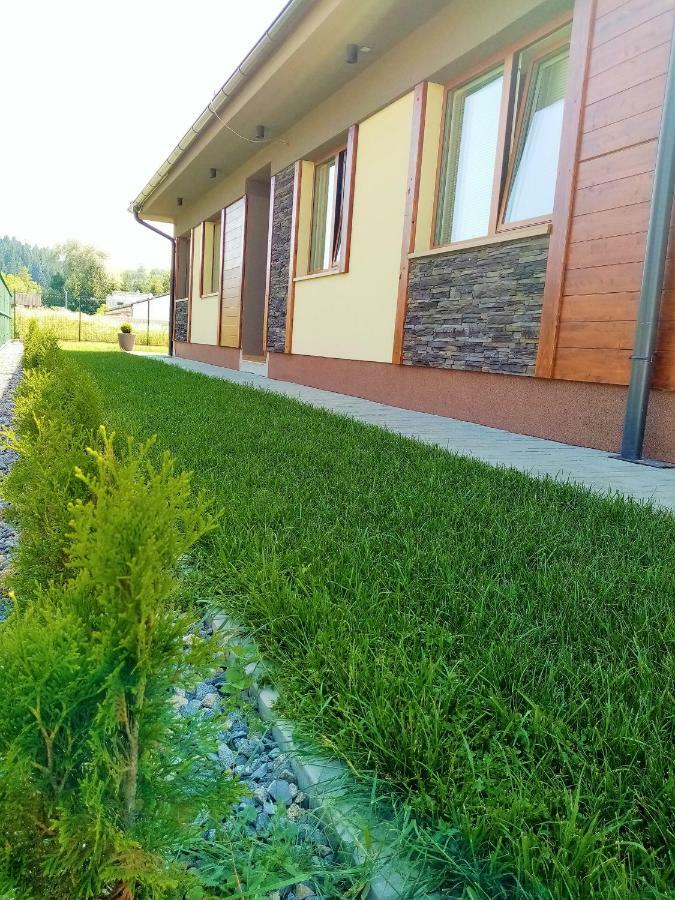 Elejan Leilighet Bešeňová Eksteriør bilde